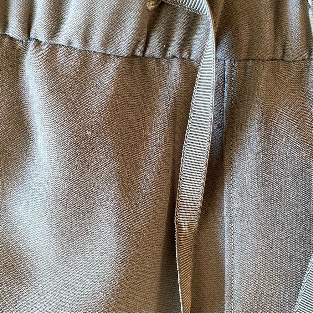 lululemon athletica Green Women Shorts - Picture 7 of 15